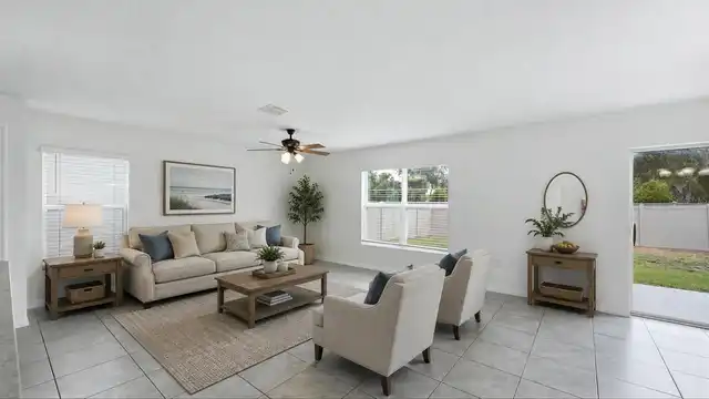 Listing Photo 14