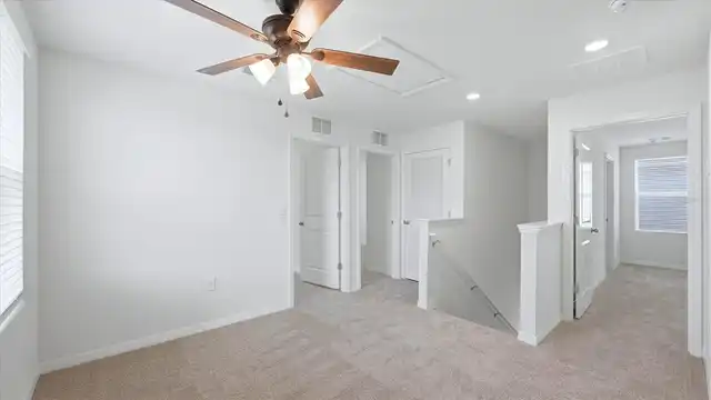 Listing Photo 16