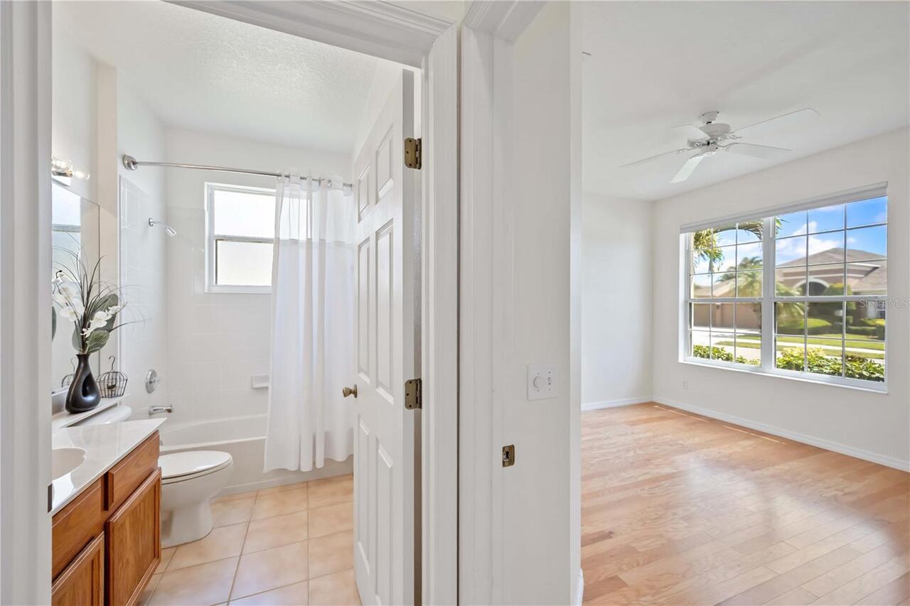 Listing Photo 37