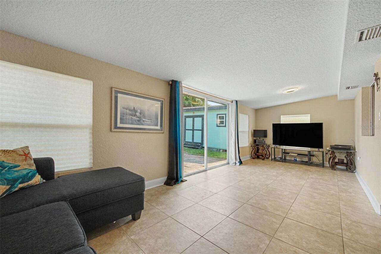 Listing Photo 7