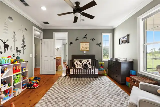 Listing Photo 31