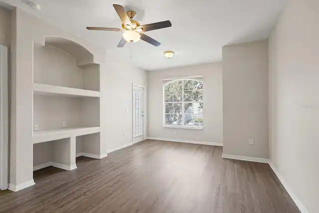 Listing Photo 7