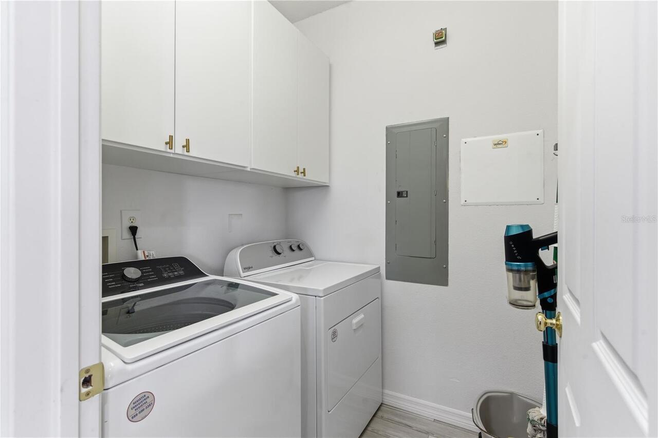 Listing Photo 10