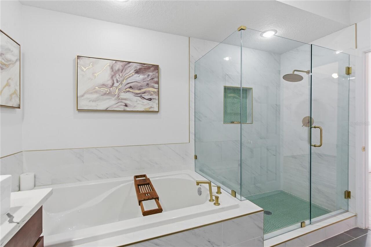 Listing Photo 24