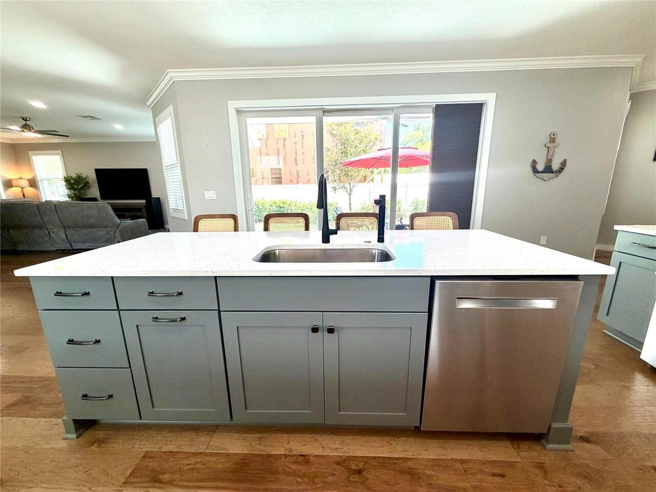 Listing Photo 11