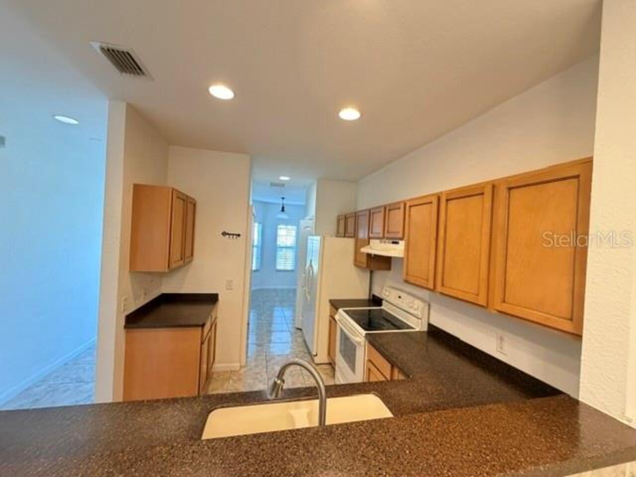 Listing Photo 9