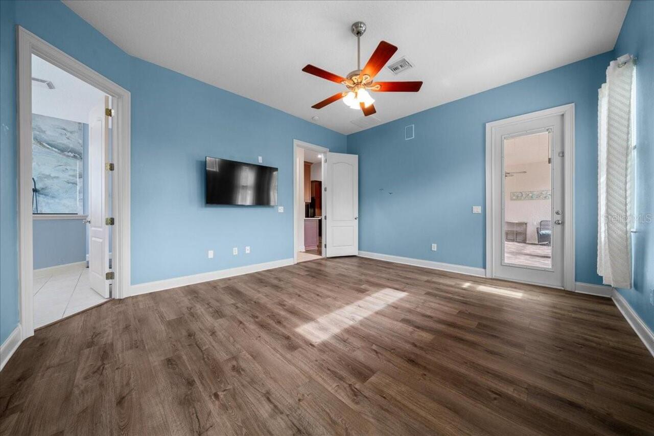 Listing Photo 32