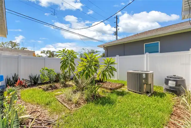 Listing Photo 29
