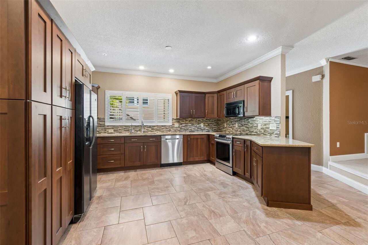 Listing Photo 15