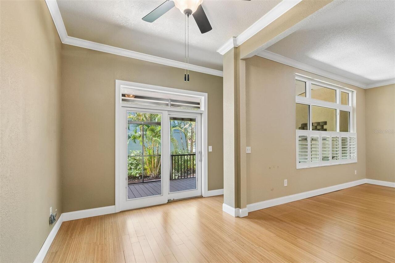 Listing Photo 32