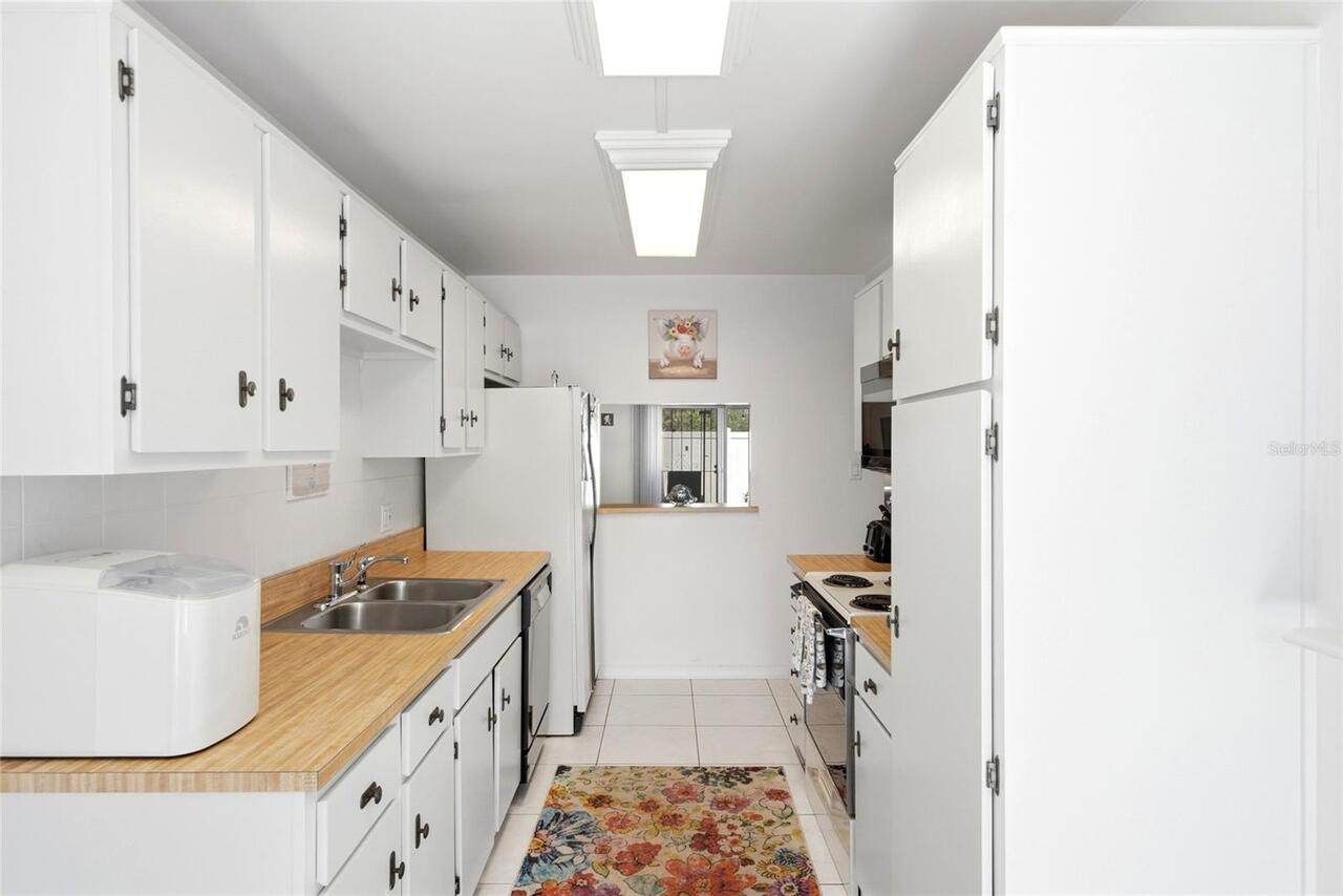 Listing Photo 8