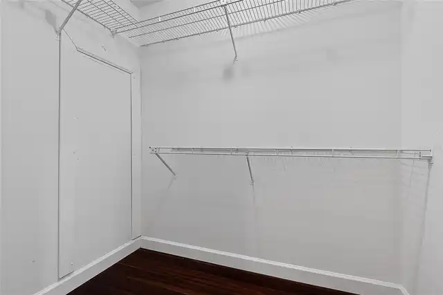 Listing Photo 34