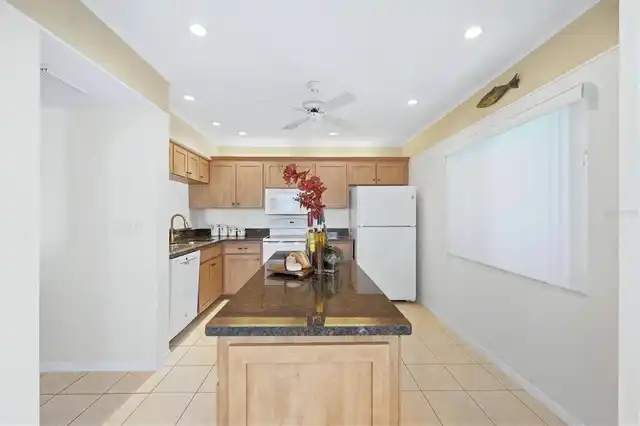 Listing Photo 19