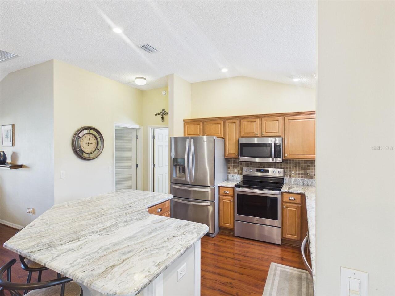 Listing Photo 15