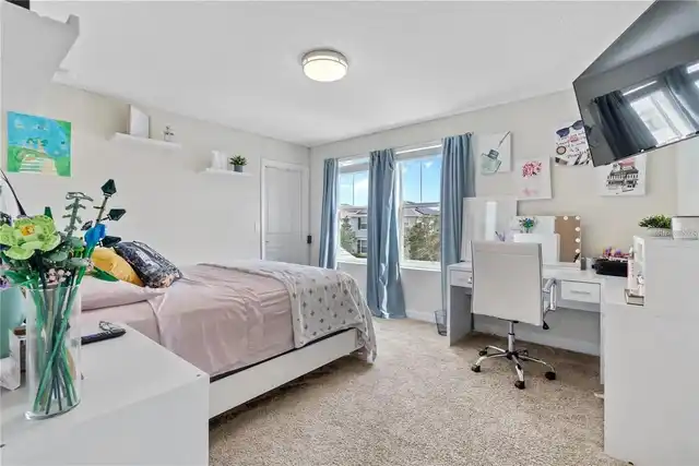 Listing Photo 17