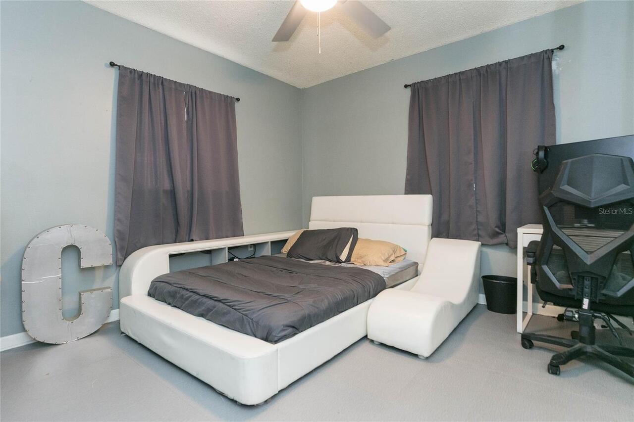 Listing Photo 16