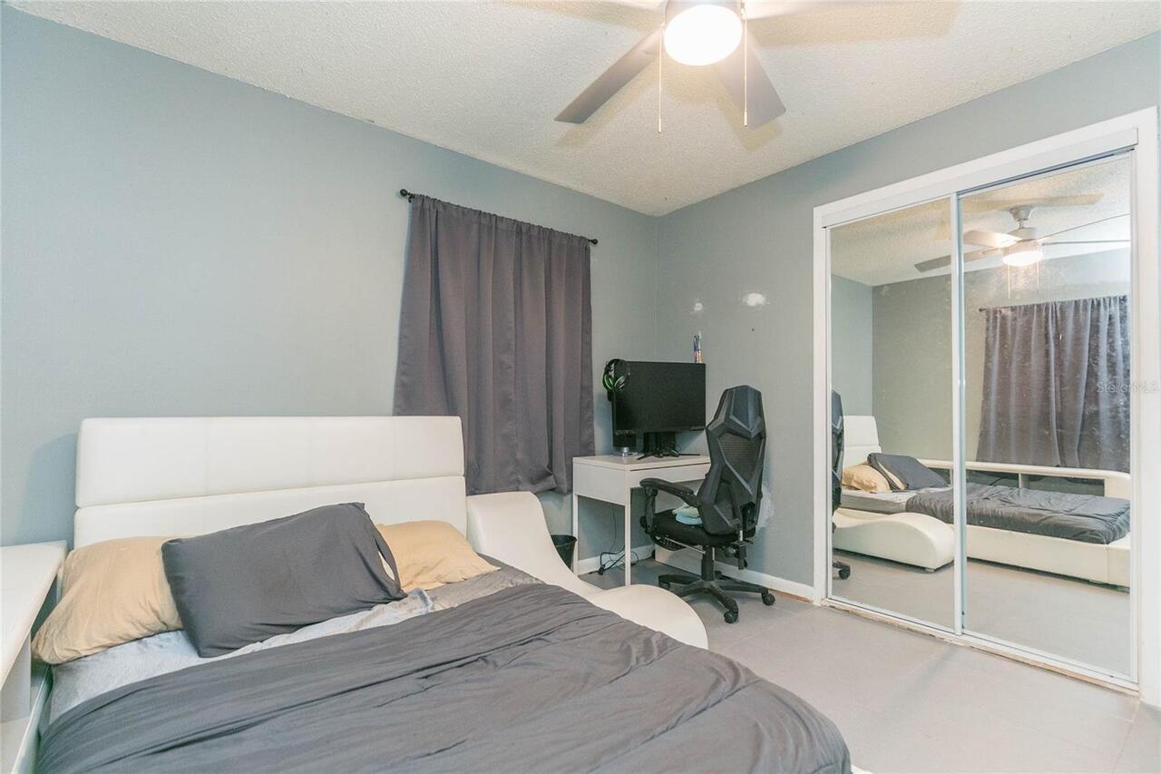 Listing Photo 17
