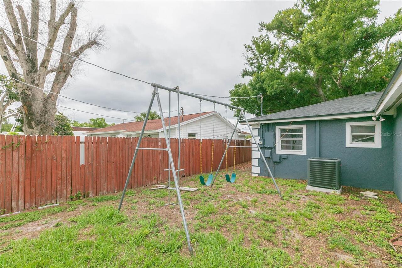 Listing Photo 34