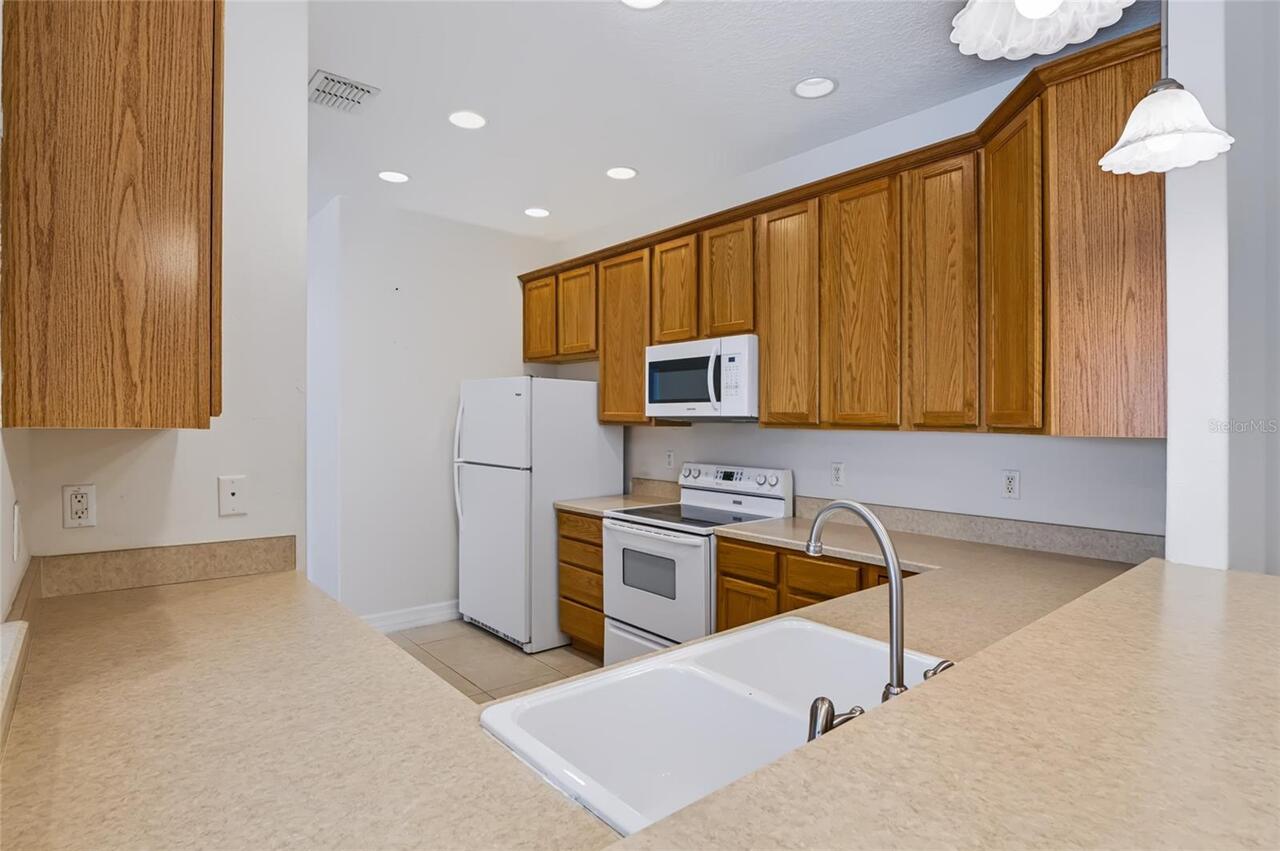 Listing Photo 14