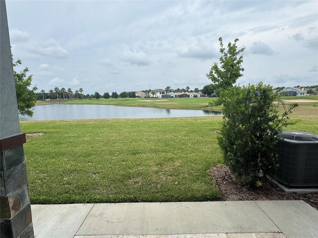 Listing Photo 12