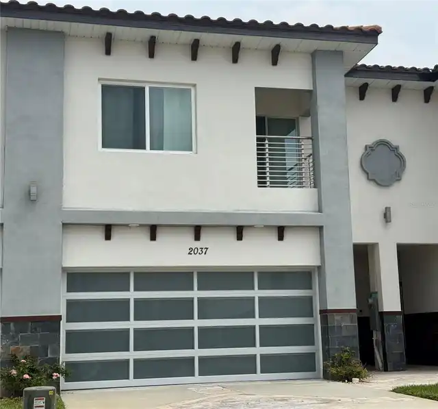 Davenport Real Estate
