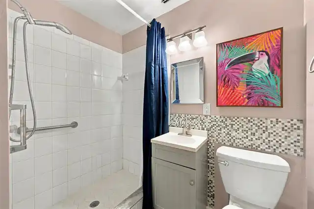 Listing Photo 23