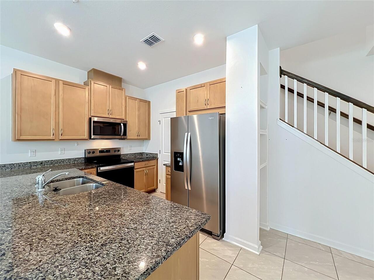 Listing Photo 9