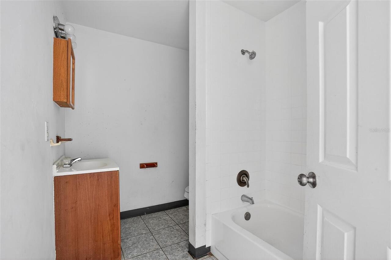 Listing Photo 23