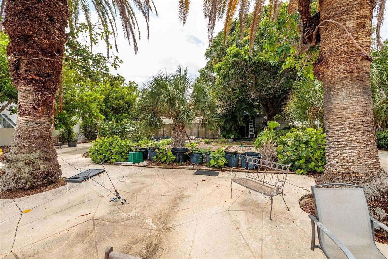 Listing Photo 12
