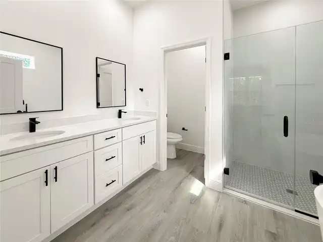 Listing Photo 20