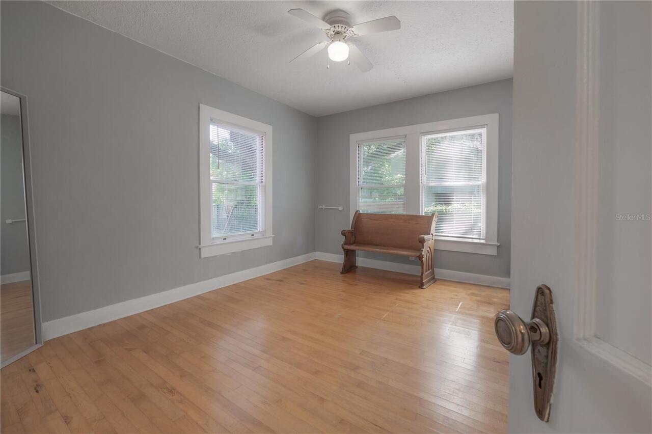 Listing Photo 25