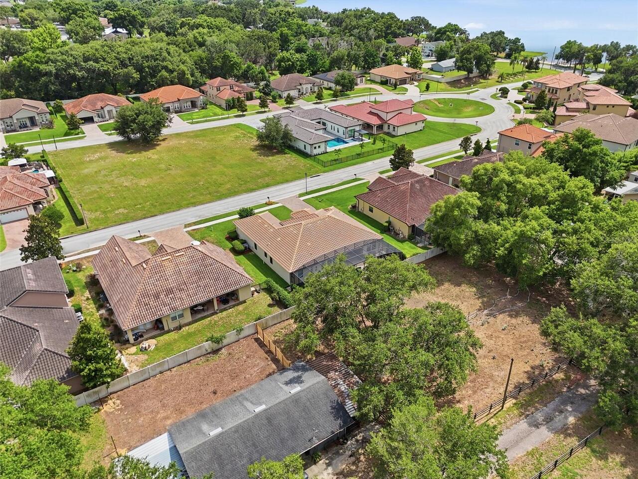 Listing Photo 15