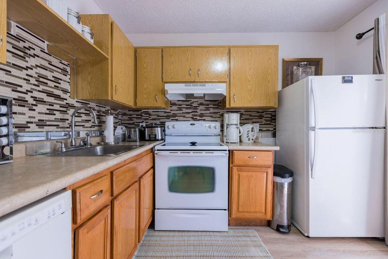 Listing Photo 7