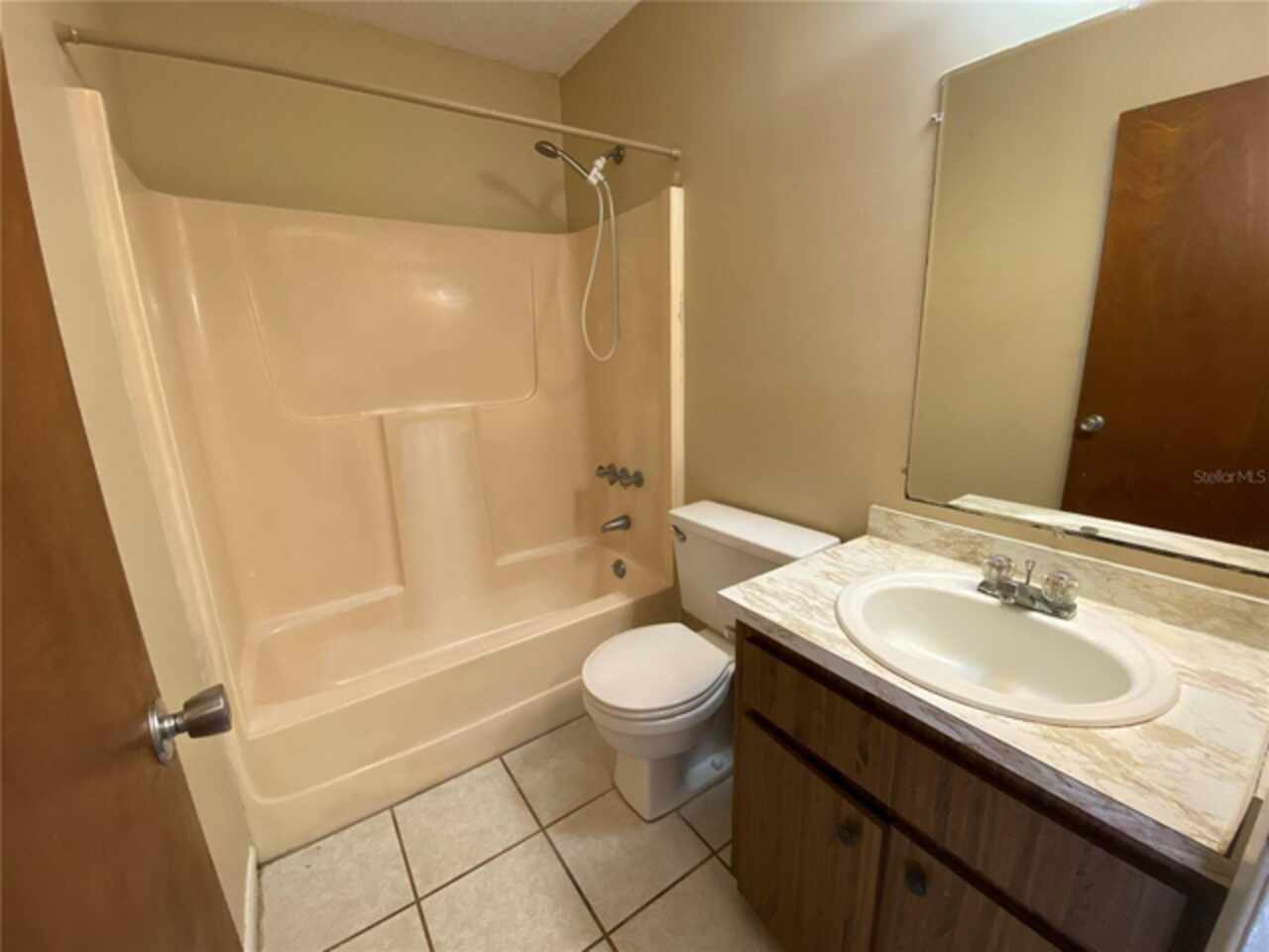 Listing Photo 9