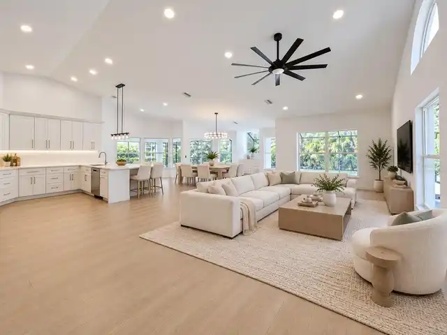 Listing Photo 10