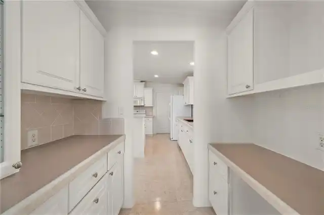 Listing Photo 12