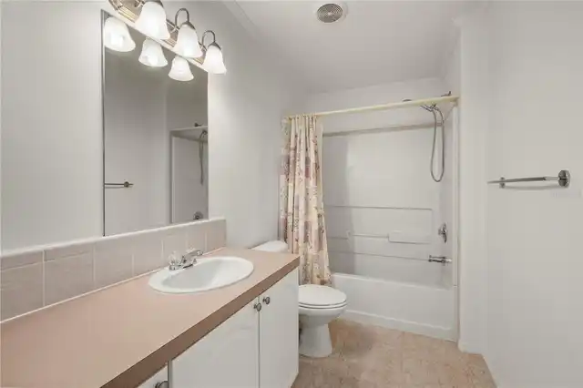 Listing Photo 21