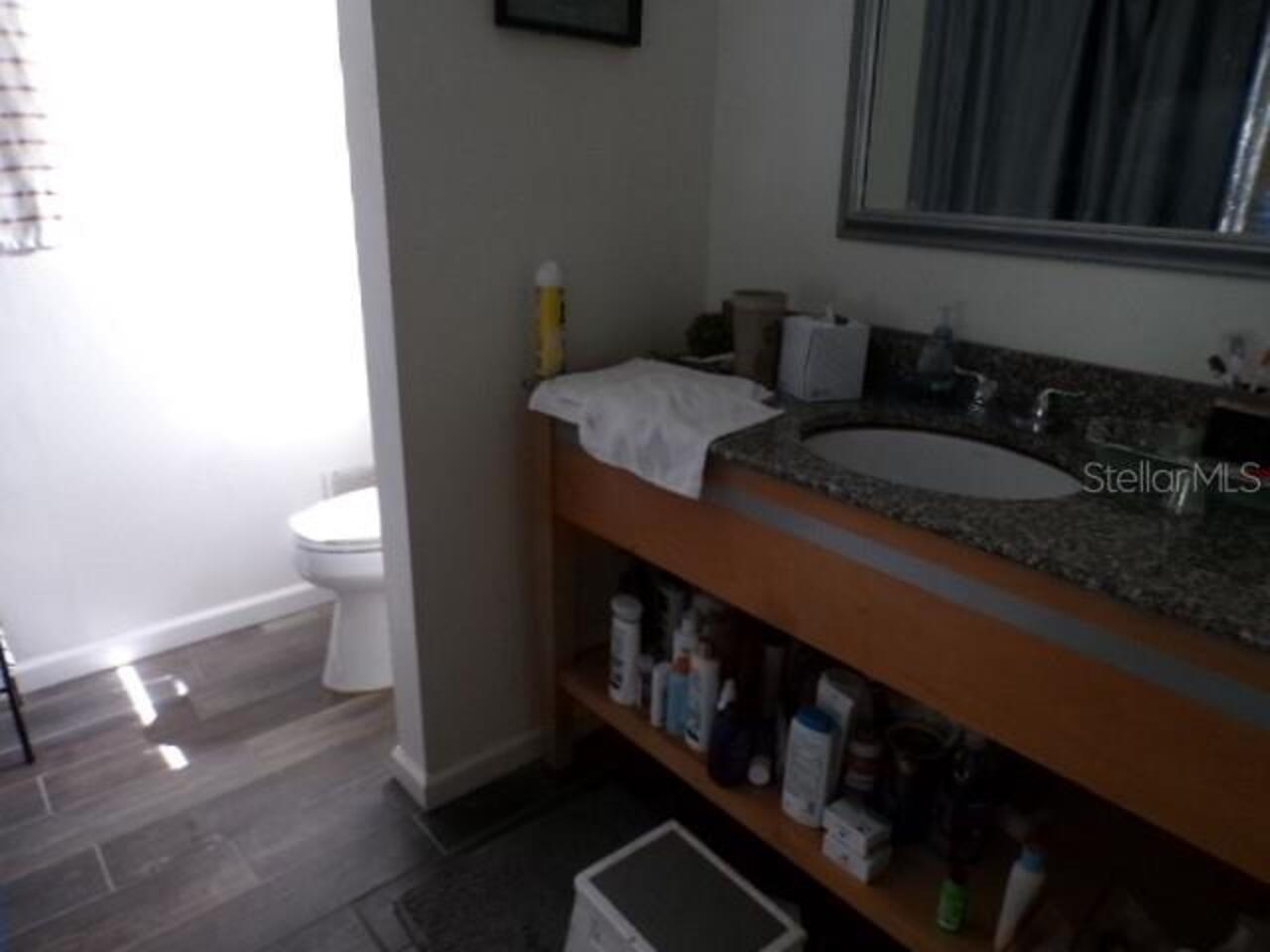 Listing Photo 9