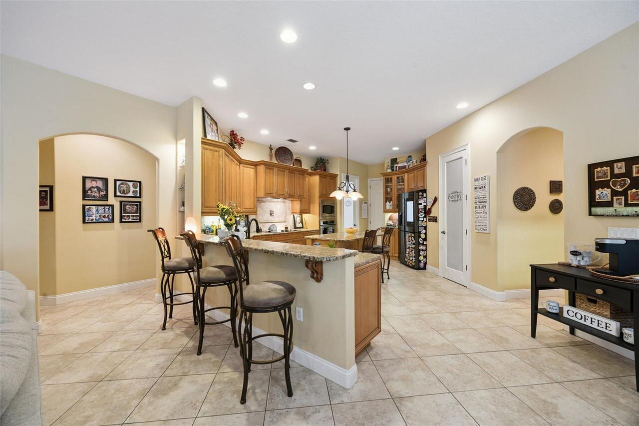 Listing Photo 11
