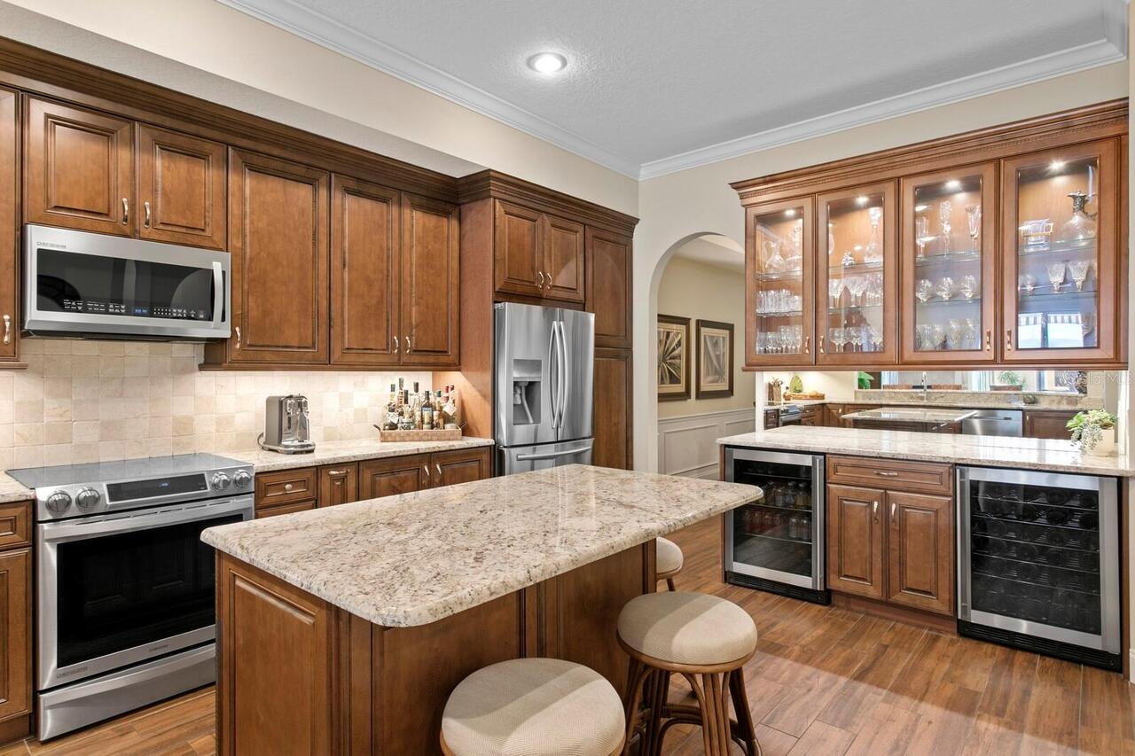 Listing Photo 8