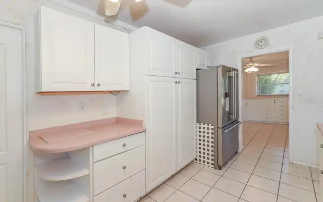 Listing Photo 15