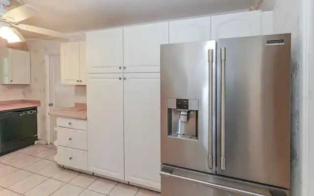 Listing Photo 17