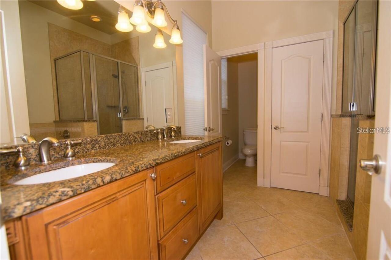 Listing Photo 10