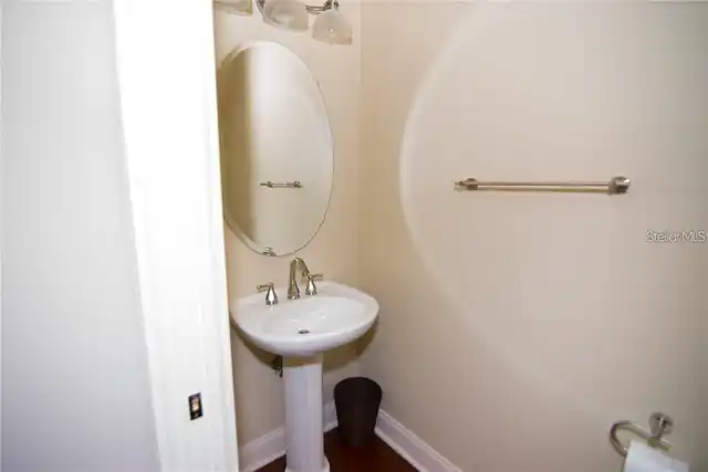 Listing Photo 12