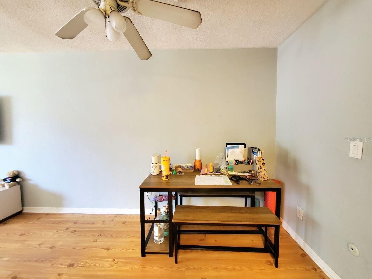 Listing Photo 8