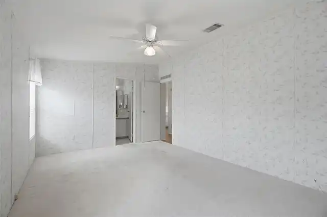Listing Photo 24