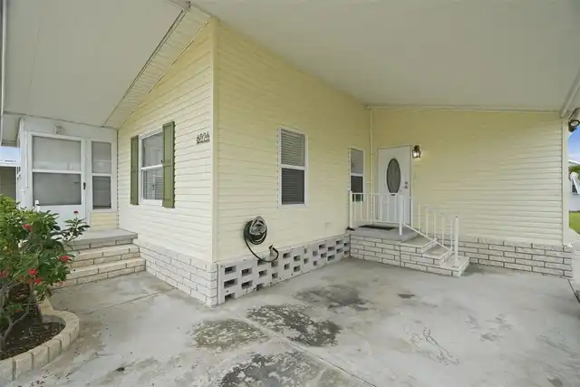 Listing Photo 33