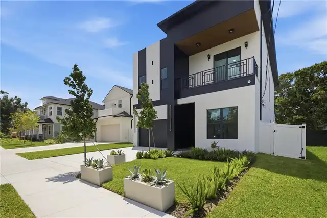 Listing Photo 15