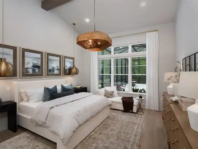 Listing Photo 15