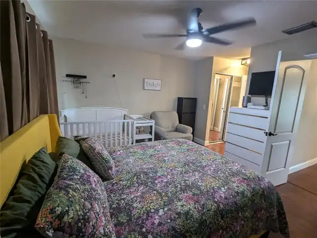 Listing Photo 9